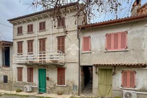CASA DI CORTE A MONTÙ BECCARIA