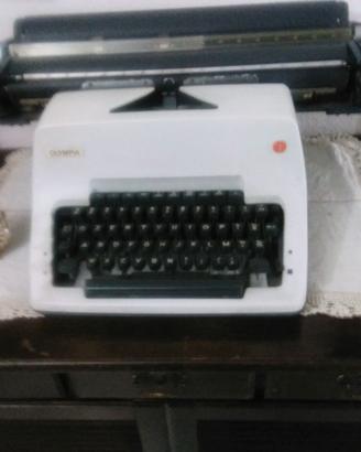 Macchina da scrivere