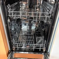 NUOVA  lavastoviglie ELECTROLUX incasso  9 coperti