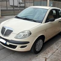 Lancia Ypsilon 1.2 Argento