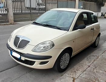 Lancia Ypsilon 1.2 Argento