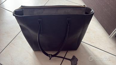 Borsa Alviero Martini