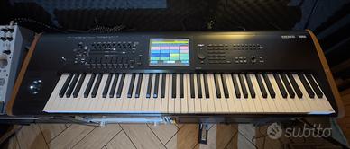 Korg Kronos 2  73 tasti