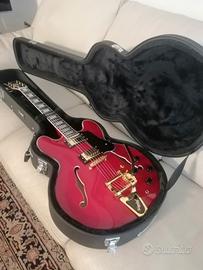 Chitarra semiacustica Es 335