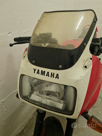 Yamaha fz 750