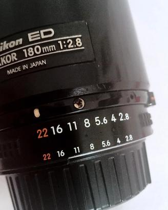 Obiettivo NIKON ED Af 180mm f 2.8