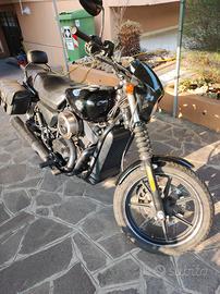Harley Davidson street 750