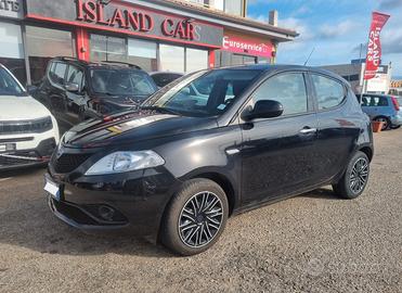 Lancia Ypsilon 1.2 69 CV 5 porte Gold