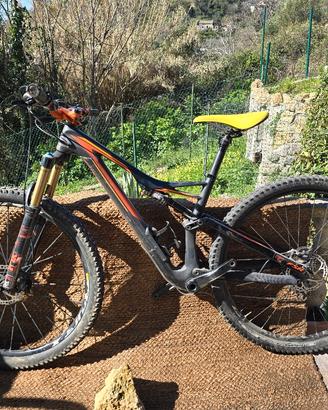 Specialized Stumpjumper fsr carbon mis. M