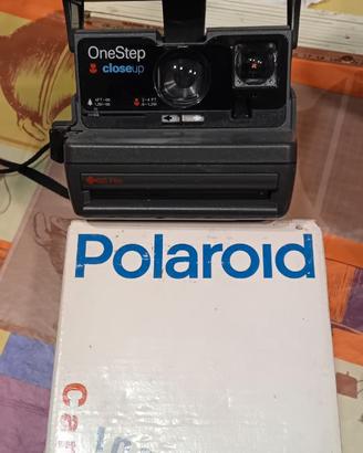 Polaroid onestep closeup