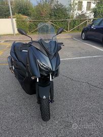 Yamaha X-Max 300 - 2022