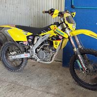 Suzuki Valenti Racing