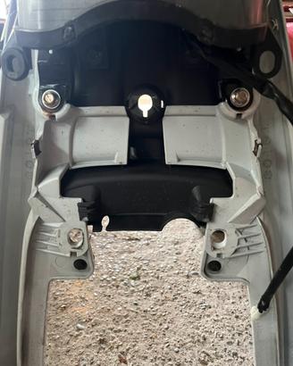Codino porta pacchi xenter 125