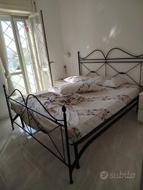 Struttura letto ferro battuto 