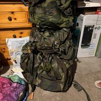 Due zaini per escursioni lunghe o viaggi