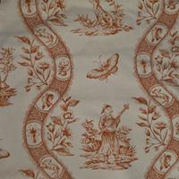 copri letto o divano con tessuto stampato antico