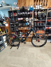 Orbea Rallon M10 2023 Large Custom Enduro Carbon