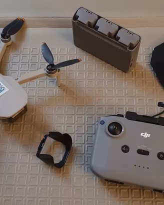 Drone DJI MINI 2 FLY MORE COMBO