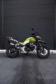 Moto Guzzi V 85 STRADA