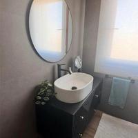Mobiletto bagno completo di lavabo e miscelatore