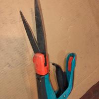 Tagliaerba a mano autoreverse