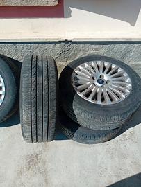 cerchi e gomme ford c max 2010