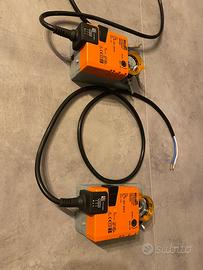 Attuatori elettrici Belimo LM230A - con supporto