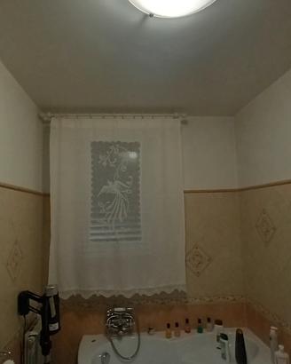 tenda da arredo x bagno a camera