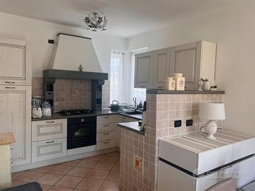 Cucina completa mobili  / elettrodomestici Franke