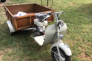 Lambretta con cassone