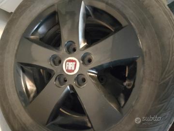 225 65 17 m+s su cerchi in lega neri original fiat