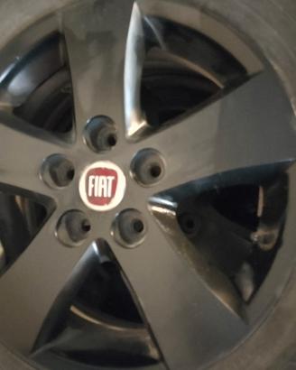 225 65 17 m+s su cerchi in lega neri original fiat