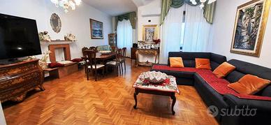 Ampio quadrivano senza spese condominiali