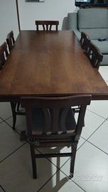 tavolo allungabile  con 8 sedie 