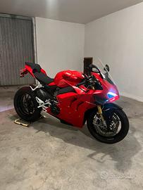Ducati Panigale V4s 2020