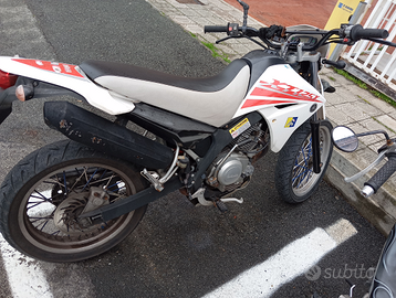Yamaha XT 125