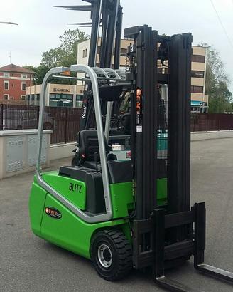 Carrello elevatore elettrico CESAB blitz 315 - 3 r