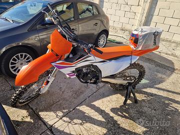 KTM SX 125 2024 + furgone e attrezzatura