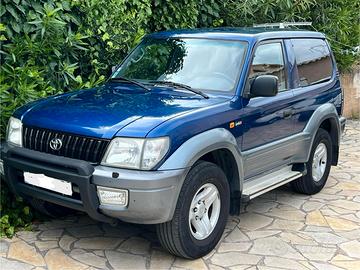 Toyota Land Cruiser J90