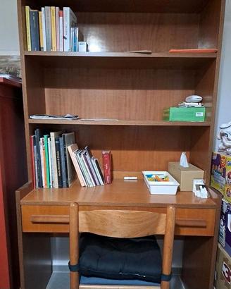 Libreria con scrivania
