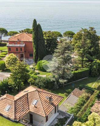 VILLA SINGOLA A TOSCOLANO-MADERNO