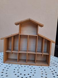 Casetta porta oggetti in legno 