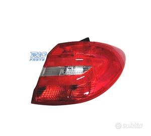 FANALE DX MERCEDES CLASSE B W246 12-14