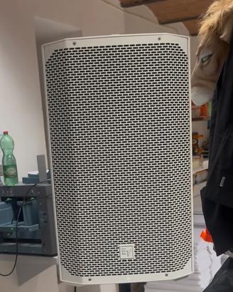 Electro Voice Everse 12 Bianca a batteria