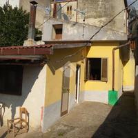 2 LOCALI A FRASSO TELESINO