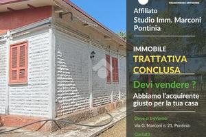 VILLA SINGOLA A SABAUDIA