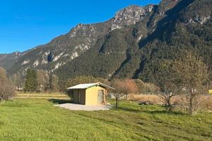 Baita indipendente 1600mq di prato - Lago d'Idro