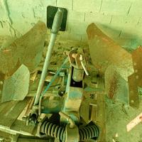 1 aratro 1 estirpatore chiusura attivita