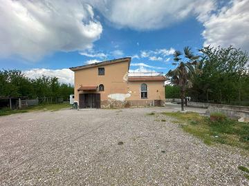 Villa di 160 m² con 3 locali a Nola