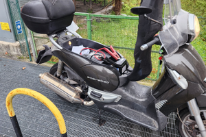 Aprilia Scarabeo 500